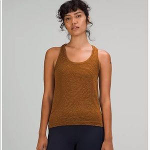 NWT Lululemon Swiftly 2.0